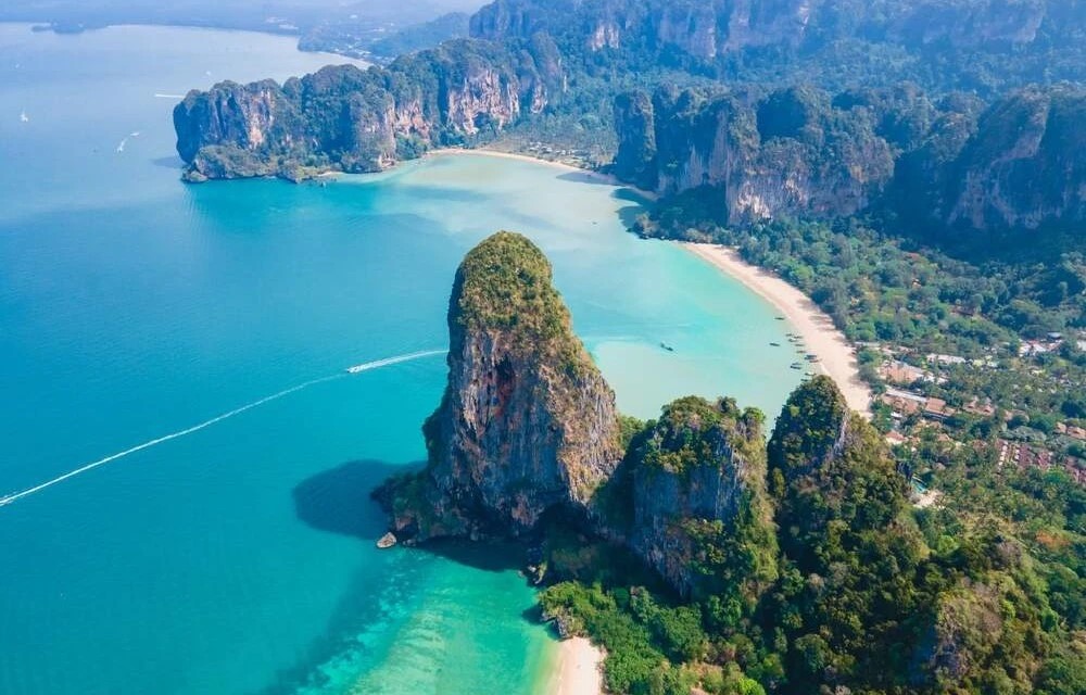 Ao Nang Beach in Phi Phi Island Pictures